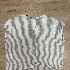 Tahari dark Gray and White linen boxy blouse